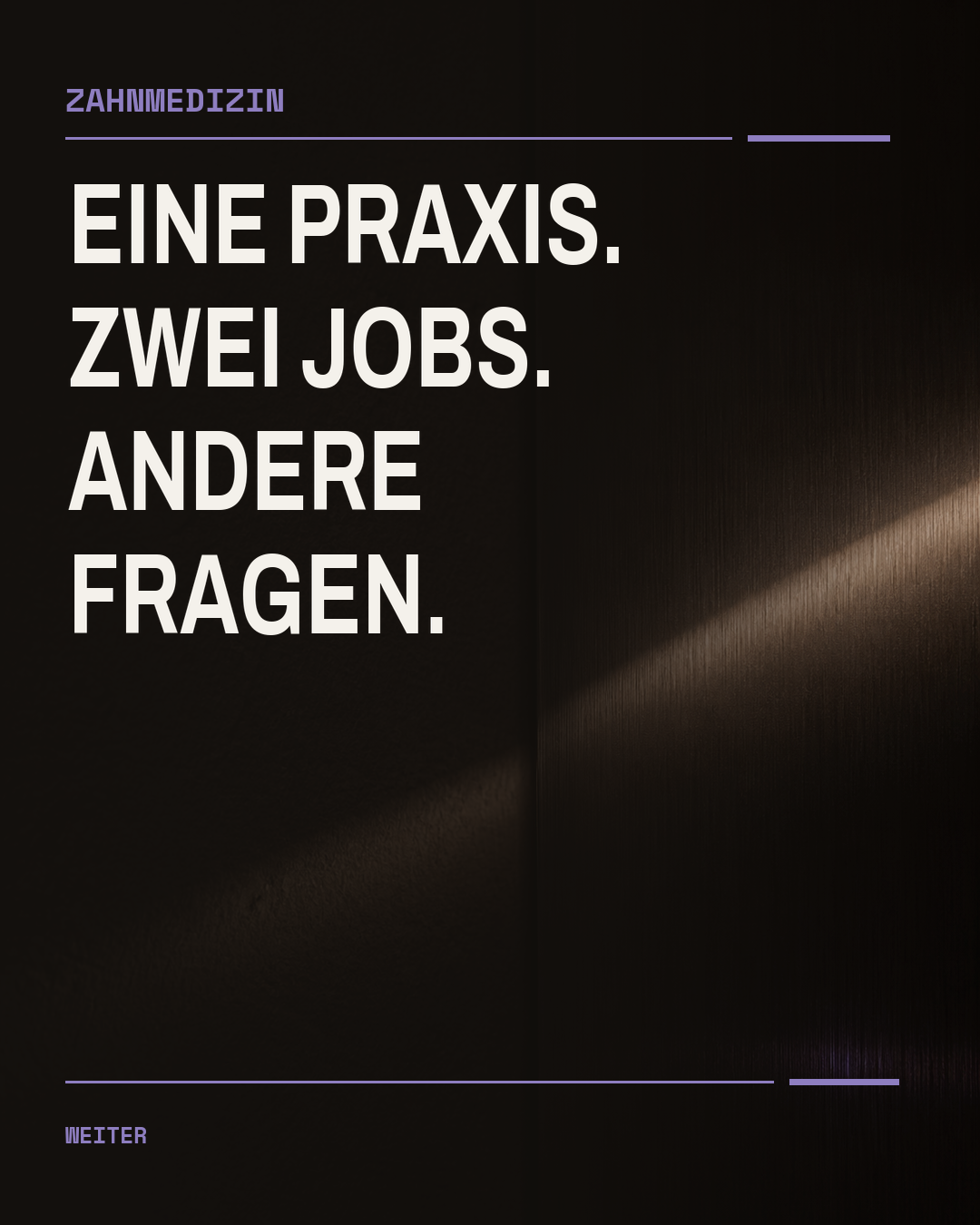 Dunkles Editorial-Cover mit zwei Lichtzonen. Der Bildtext lautet: Eine Praxis. Zwei Jobs. Andere Fragen.
