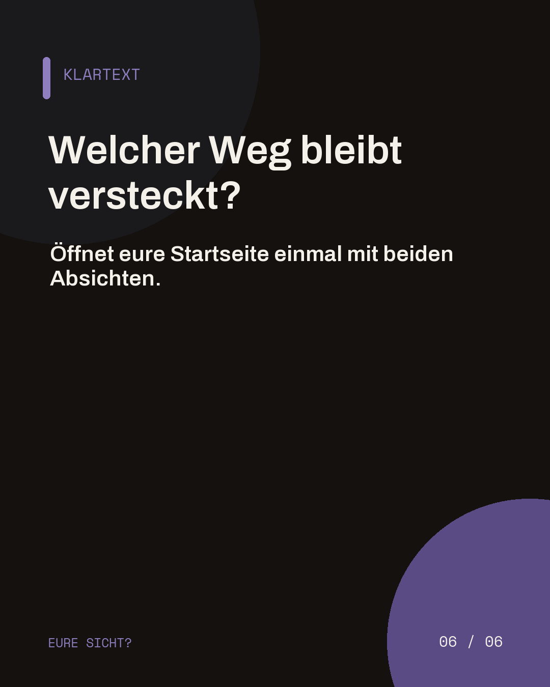 Dunkle Abschlussslide mit der Frage, ob der Patienten- oder Bewerberweg auf der Startseite versteckt bleibt.